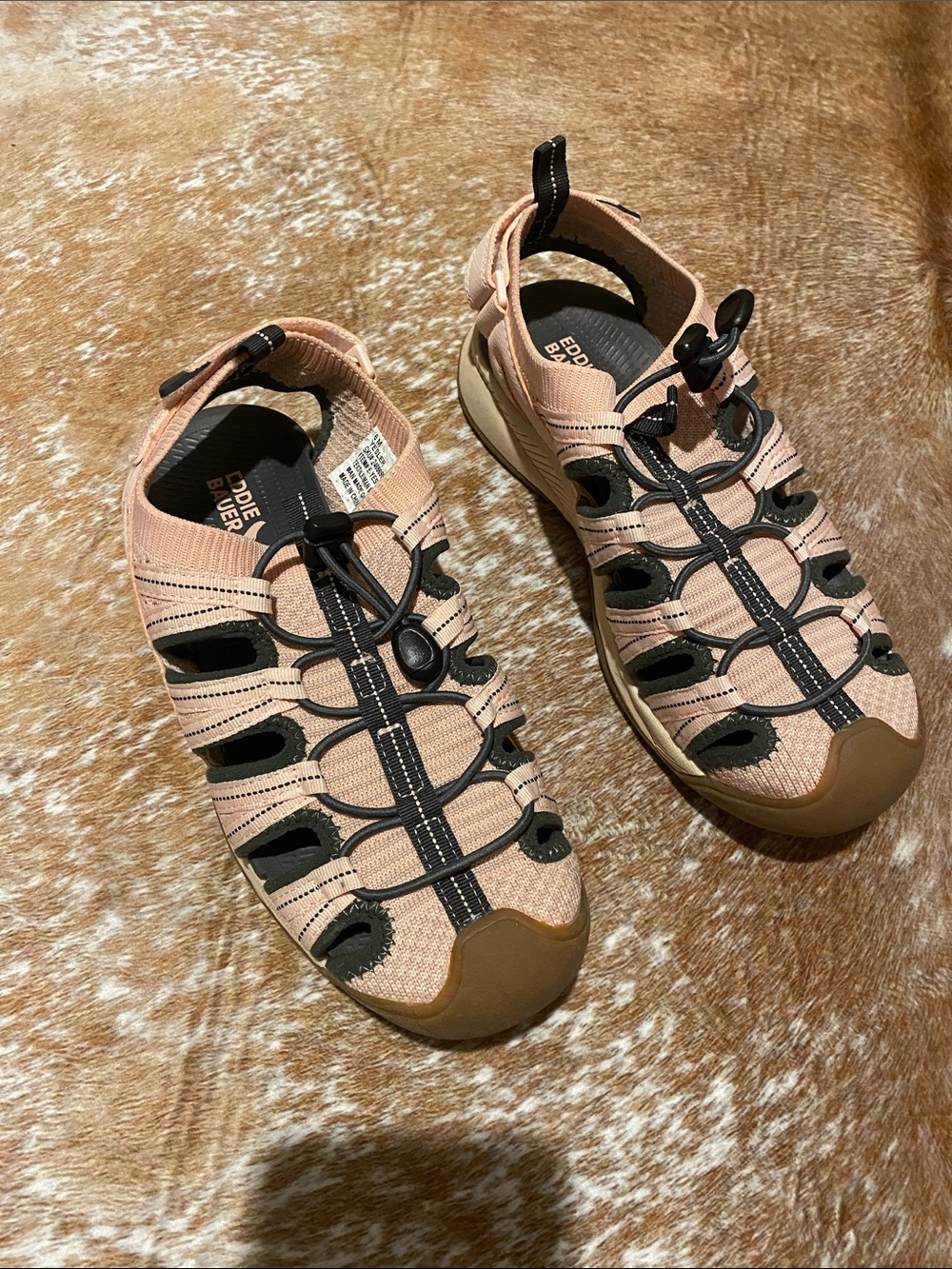 Eddie Bauer Peach and Black Outdoor Knit Sandals size 6